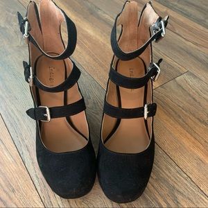 Indigo Rd. black suede pumps